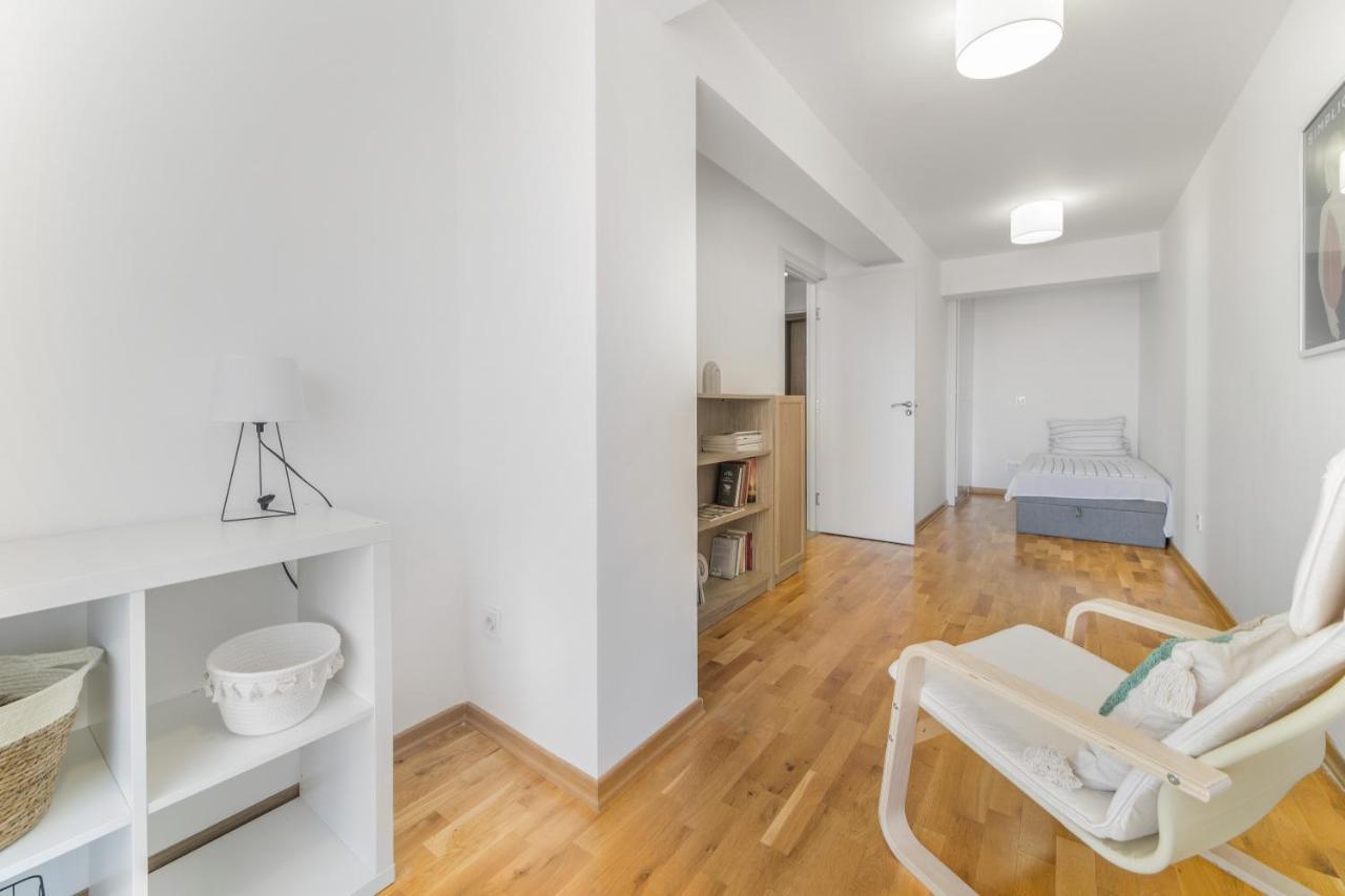 Exclusive Apartment Studentski Grad โซเฟีย ภายนอก รูปภาพ